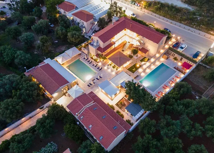 Makris Yialos Apartments